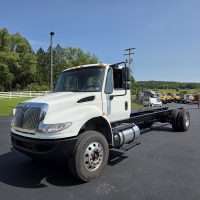 2018 International 4300 Cab & Chassis 451971